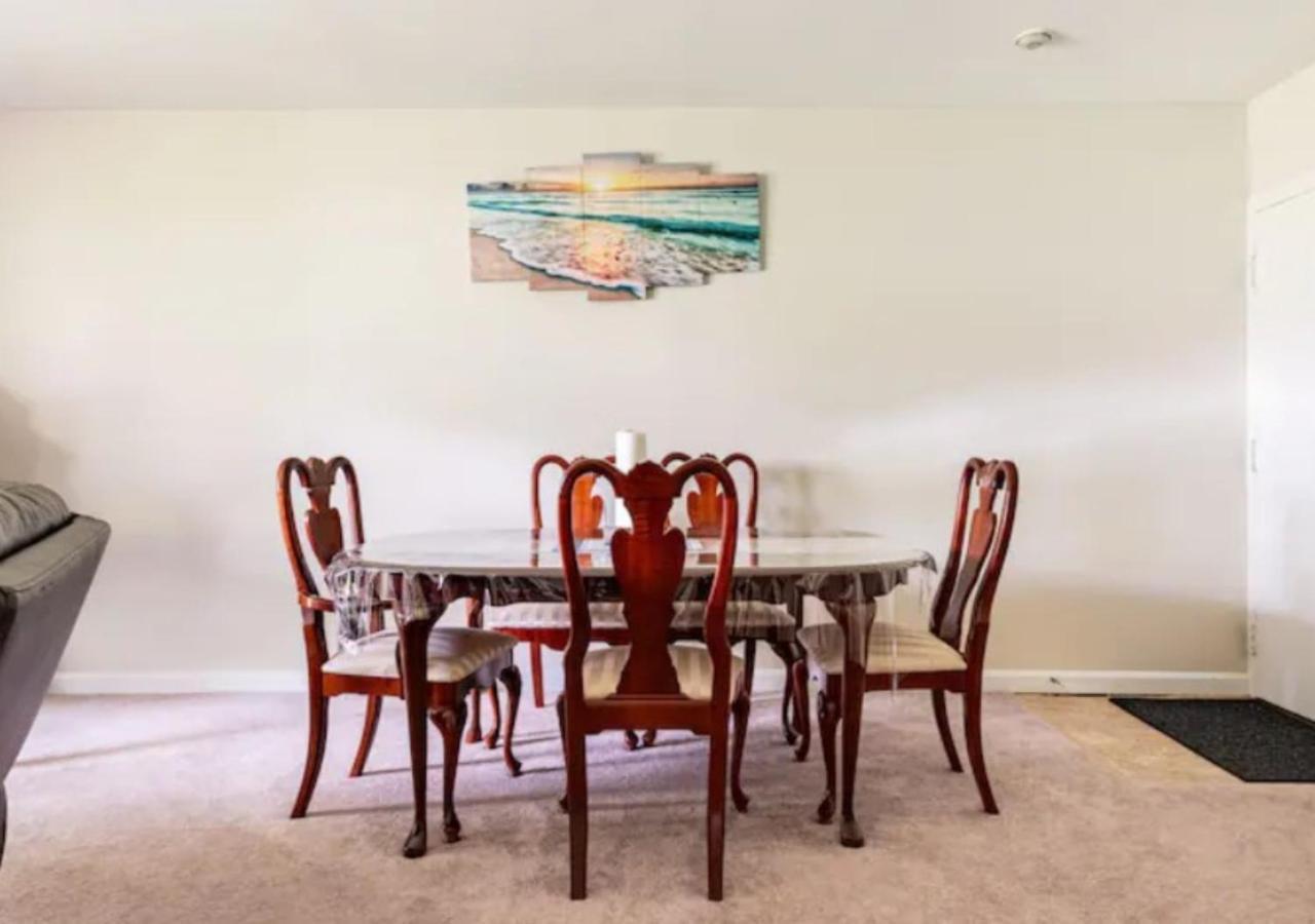Cozy Two Bedrooms Apartment In Norwood - Boston Massachusetts Екстер'єр фото